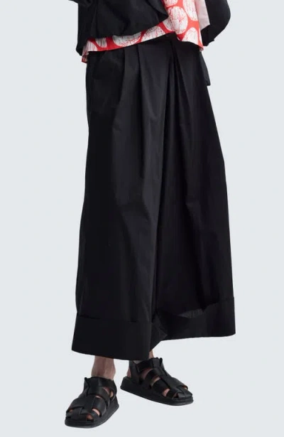 Luukaa Misla Solid Wide-leg Poplin Pants In Black