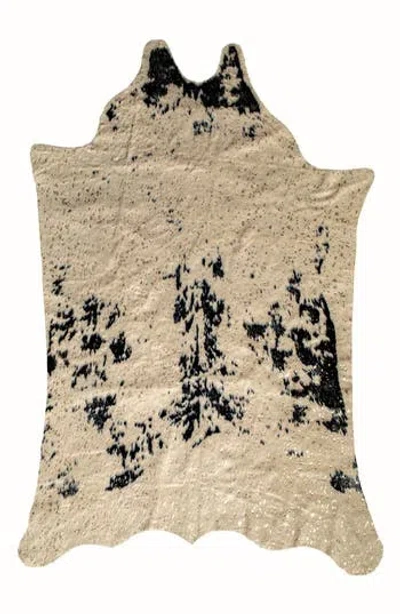 Luxe Faux Cowhide Rug In Salty Off-white/black/gold