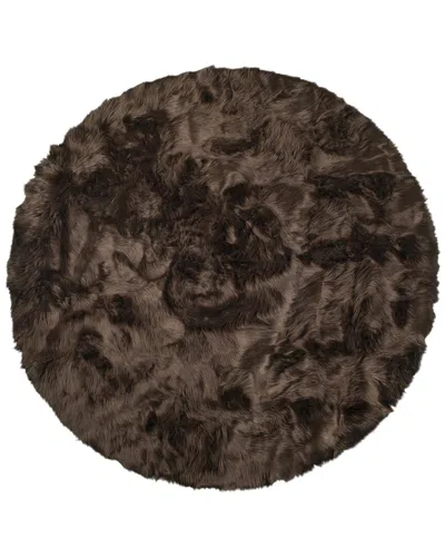 Luxe Faux Fur Arlington Machine Washable Round Faux Fur Rug In Chocolate