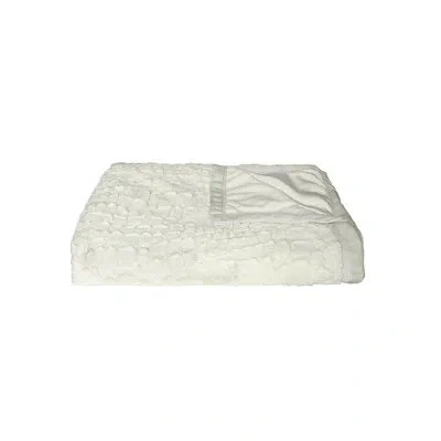 Luxe Faux Fur Throw In Ivory