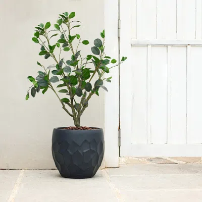Luxenhome Hansen Geometric Indoor/outdoor Planter, Midnight Blue