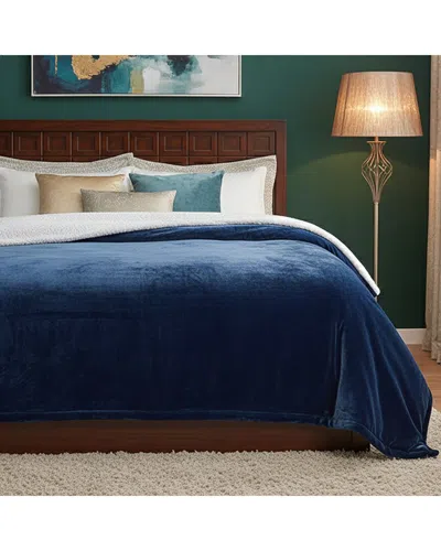Luxury Home Lightweight Super Soft Cozy Sherpa Fleece Throw Blanket In Blue