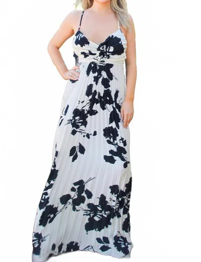Luxxel Pretty In Pleats Maxi Dress In White/black