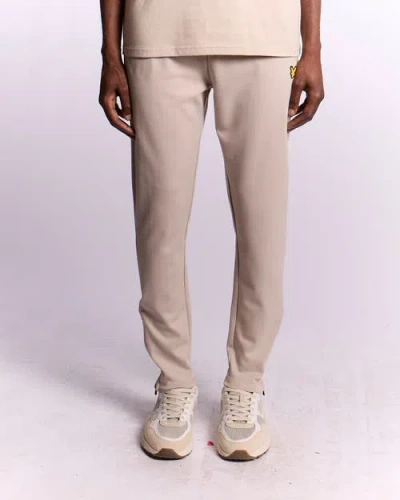 Lyle & Scott Fly Fleece Drawstring Trackies In Brown