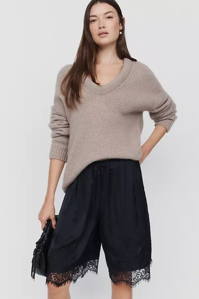 Lyrebird Heirloom Lace Bermuda Shorts In Black