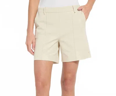 Lyssé Amanda Stretch Twill Short In Sleek Beige In White