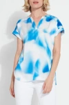 Lyssé Coraline Printed V-neck Pull On Top In Blue