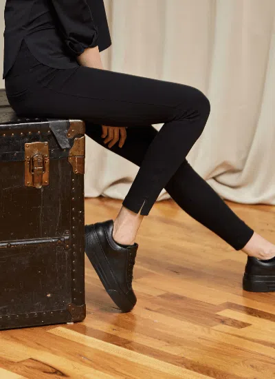 Lyssé Denim Skinny (27.5" Inseam) In Black