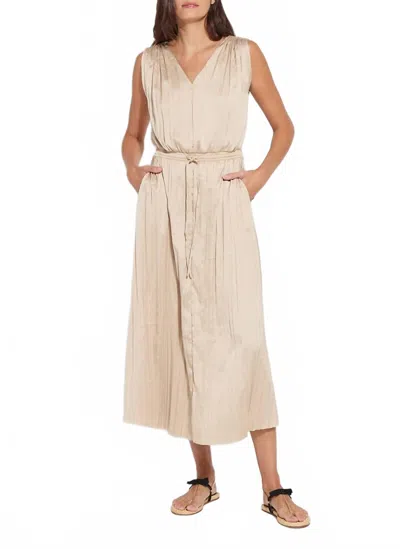 Lyssé Packable Pleated Dress In Chablis In Neutral