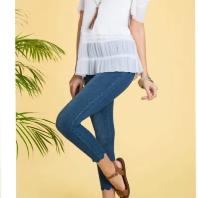 Lyssé Scallop Edge Ankle Legging In Mid Wash In Multi