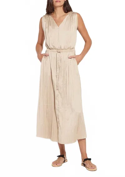 LYSSÉ THE PACKABLE PLEATED DRESS IN CHABLIS