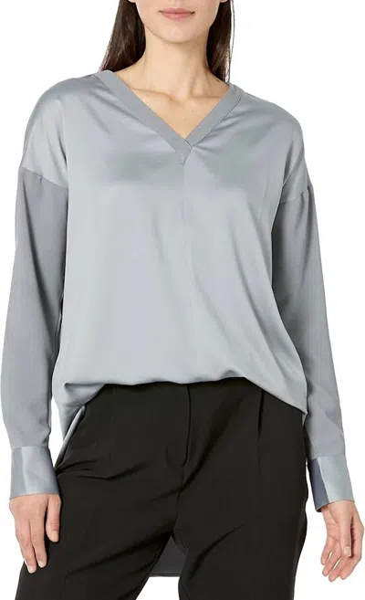 Lyssé Token Pullover Top In Blue Fog