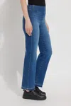 Lyssé Toothpick Relaxed Straight Leg Pull On Jeans In Denim In Multi