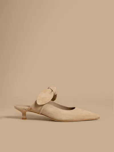 M. Gemi The Lasso In Beige