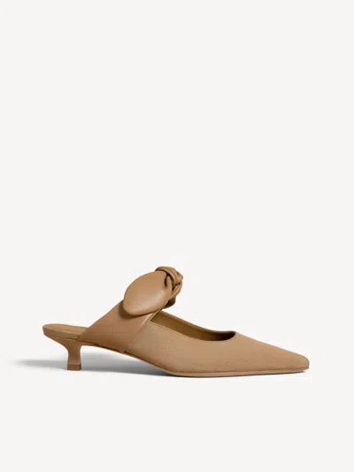 M. Gemi The Lasso In Light Tan