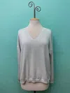 M MADE IN ITALY V-NECK SPARKLE SWEATER IN WHITE