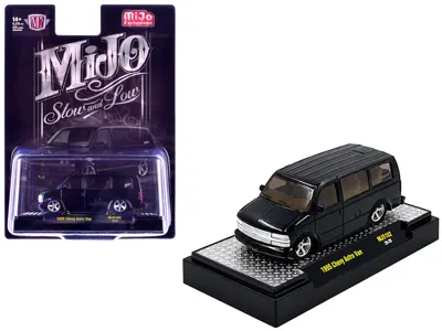 M2 1995 Chevrolet Astro Van "slow & Low" Black Limited Edition To 6720 Pieces Worldwide 1/64 Diecast Mo