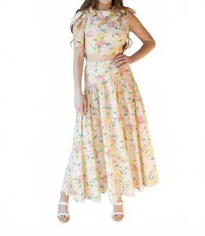 Mable Daphne Sleeveless Tie Back Top In Off White In Multi