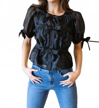 Mable Lovely Bow Top In Black