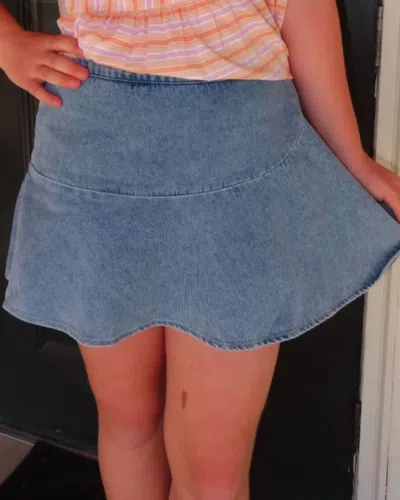 Mable Skylar Ruffle Skort In Denim In Blue