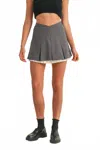 Mable Val Pleated Mini Skirt In Grey In Gray
