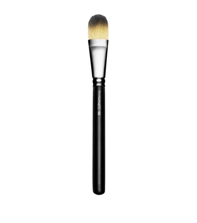 Mac 190 Foundation Brush