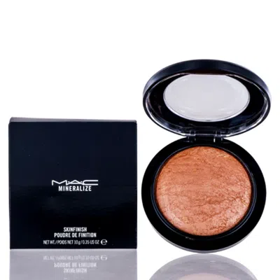 Mac Cosmetics / Mineralize Skinfinish Global Glow .35 oz (10 Ml)