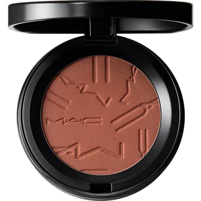 Mac Cosmetics Skinfinish Colorstruck Blush In Brown