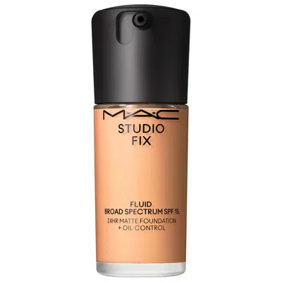 Mac Cosmetics Studio Fix Fluid Spf 15 24hr Buildable Soft-matte Foundation + Oil Control Nw22 1 Oz/30 ml In Nude