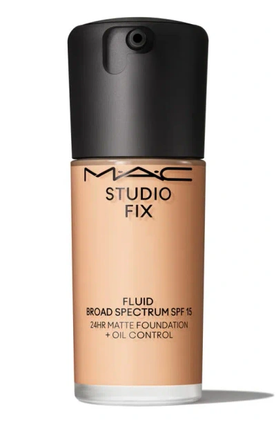 Mac Cosmetics Studio Fix Fluid Spf 15 24hr Matte Foundation + Oil Control In C4