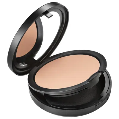 Mac Cosmetics Studio Fix Powder Plus Foundation With 24hr Oil Control + Blur-matte Finish N4 0.4 Oz/12 ml In Gray