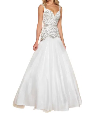 Mac Duggal Beaded Bodice Fit And Flare Ball Gown In White/silver