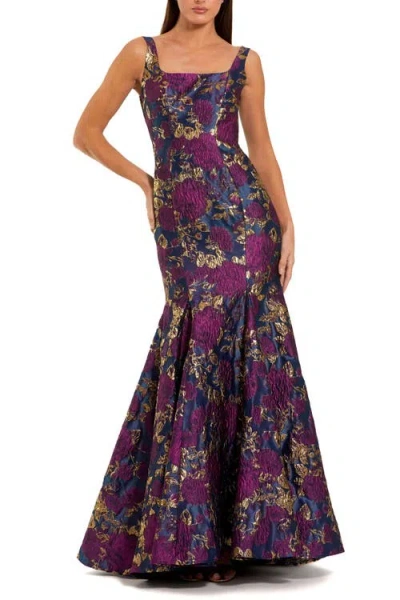 Mac Duggal Brocade Sleeveless Scoop Neck Trumpet Gown In Purple
