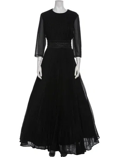Pre-owned Mac Duggal Crew Neck Long Dress In Black