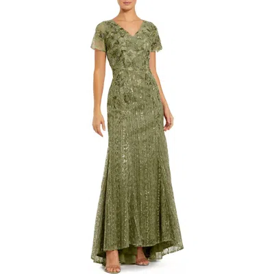 Mac Duggal Embellished V Neck Cap Sleeve Trumpet Gown In Green