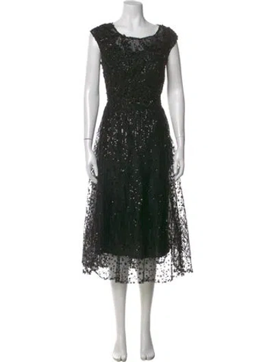Pre-owned Mac Duggal Lace Pattern Midi Length Dress In Black