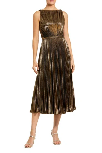 Mac Duggal Metallic Pleated High Neck Midi Dress In Gold