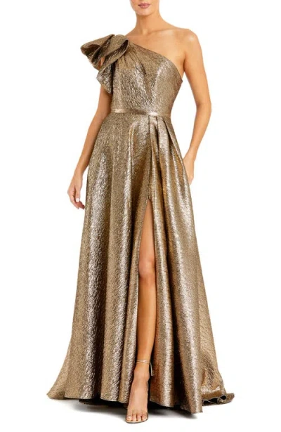MAC DUGGAL MAC DUGGAL ONE SHOULDER BOW DETAIL METALLIC BALLGOWN