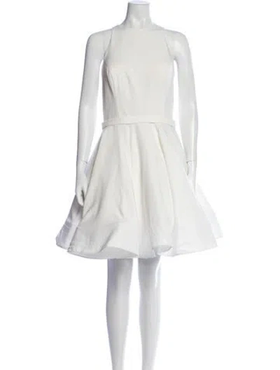 Pre-owned Mac Duggal Scoop Neck Knee-length Dress In White