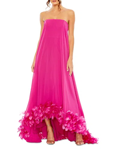MAC DUGGAL STRAPLESS FLARED FEATHER HEM GOWN