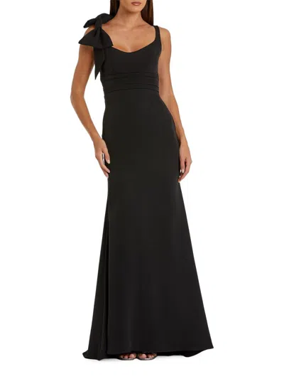 Mac Duggal Crepe Sleeveless Scoop Neck Gown With Bow In Black