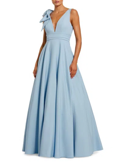 Mac Duggal Sleeveless Plunge Neck Ball Gown With Bow Detail In Blue