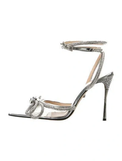 Pre-owned Mach&mach Crystal Bow Accents Pumps In Metallic/silver