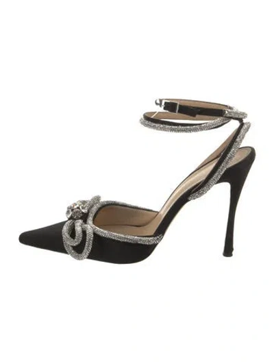 Pre-owned Mach&mach Satin Crystal Embellishments Pumps In Black