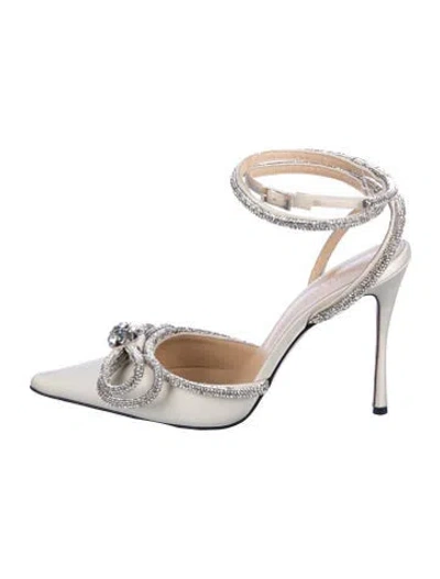 Pre-owned Mach&mach Satin Crystal Embellishments Pumps In White