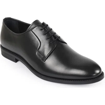 Macnola Connecticut Derby In Black