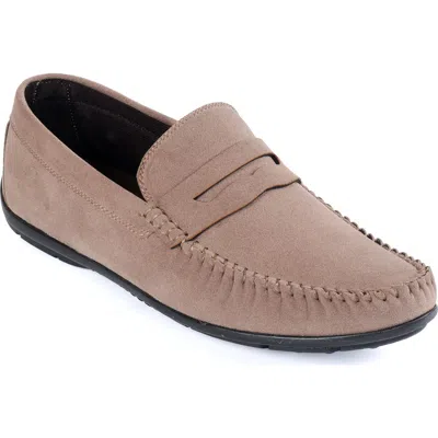 Macnola Hudson Penny Driving Loafer In Beige