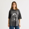 Mad Engine Hocus Pocus Oversized Tee Womens Juniors Crew Neck Short Sleeve Loose Fit Graphic T-shirt In Black