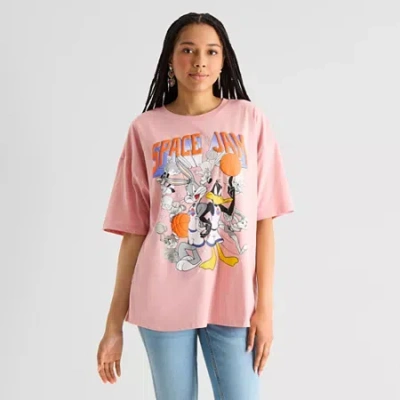 Mad Engine Spacejam Oversized Tee Womens Juniors Crew Neck Short Sleeve Oversized Graphic T-shirt In Pink