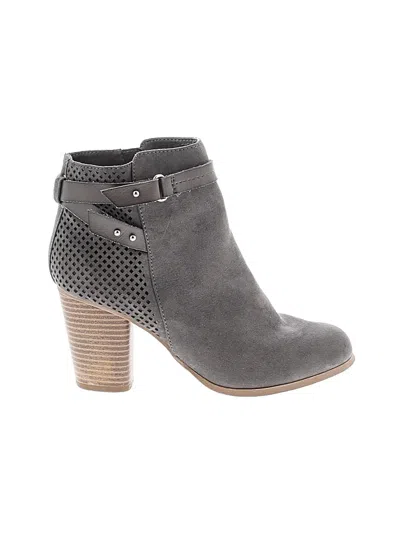 Pre-owned Madden Girl Ankle Boots In Gray